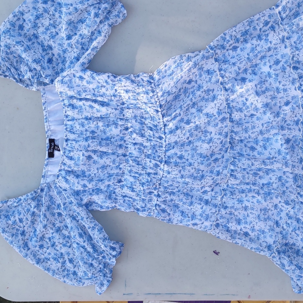 Blue and white floral Trixxi mini ruffle dress medium